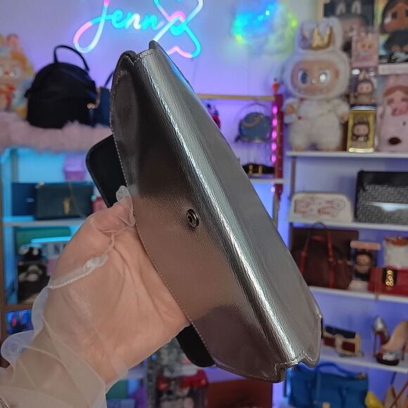 Balenciaga Chrome Silver Leather Large Size Bi-Fold Snap Wallet Men’s Women’s Fu - Picture 9 of 15